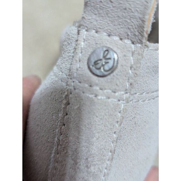 Sam Edelman Women's Beige Suede Almond Toe Zip Closure Heeled Bootie Size 6 - Picture 6 of 12